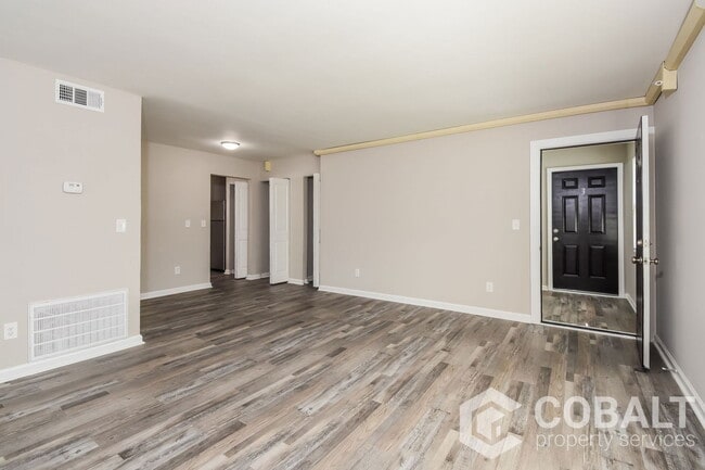 Foto del edificio - 3586 Jackson St