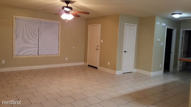 Foto del edificio - 2 br, 1 bath Apartment - 511-1 Chestnut St