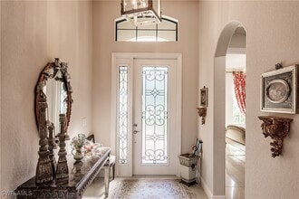 Building Photo - 9917 Alhambra Ln