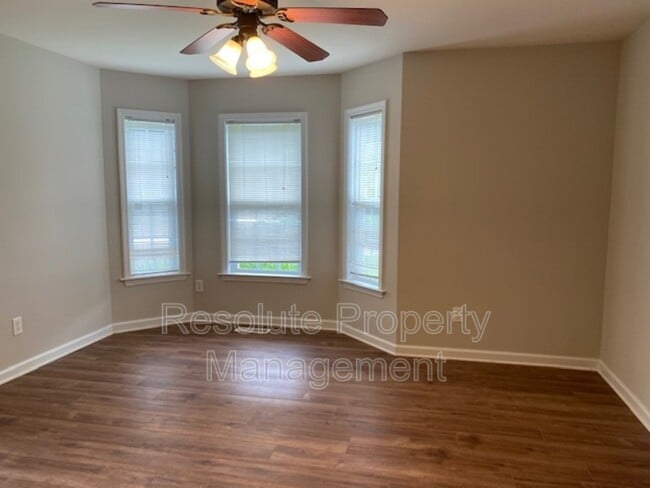 Building Photo - 412 Groveton Trail