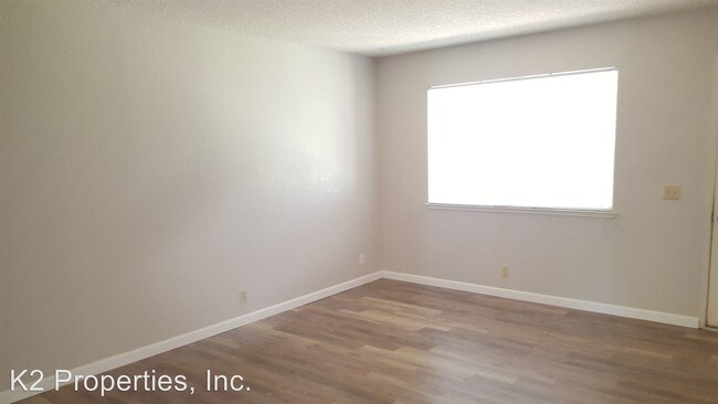 Building Photo - 1626 Bramble Pl