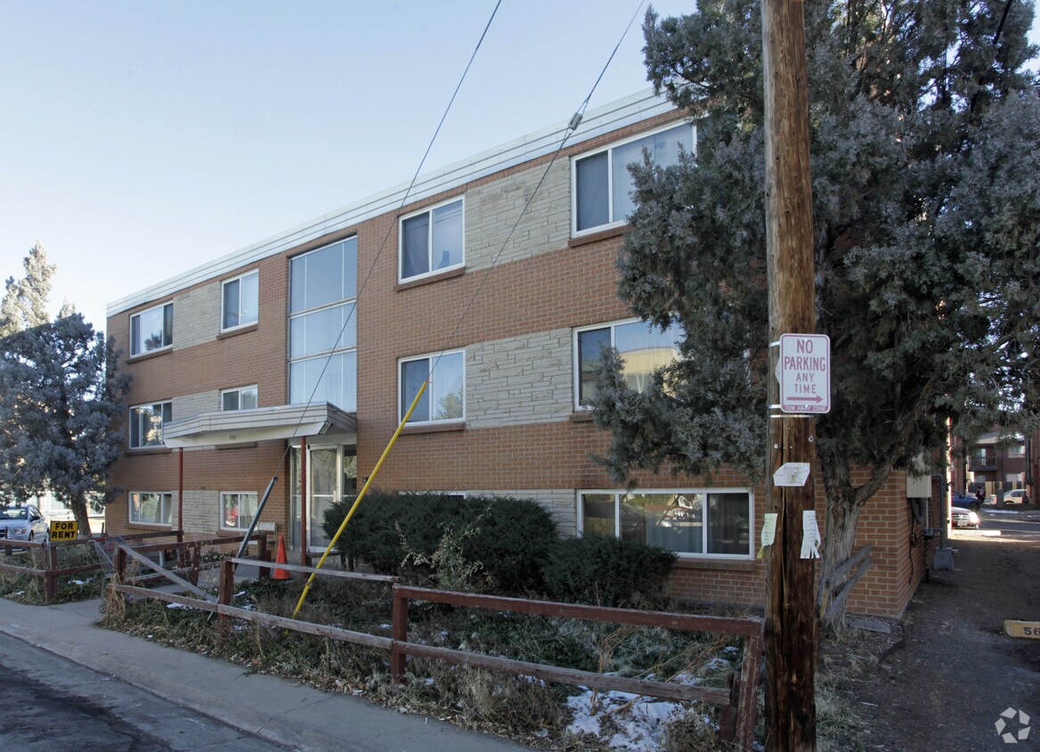 Primary Photo - 550 S Fairfax St