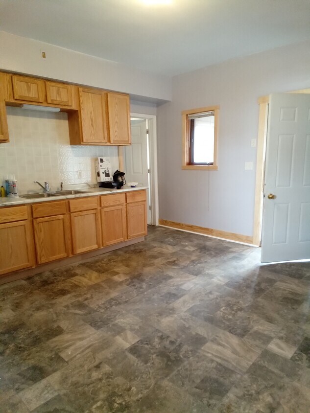 Foto principal - 516 N 2nd Ave