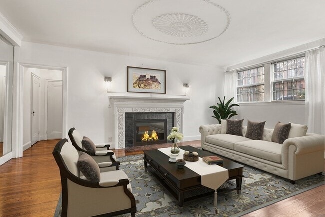 Building Photo - 280 Beacon St