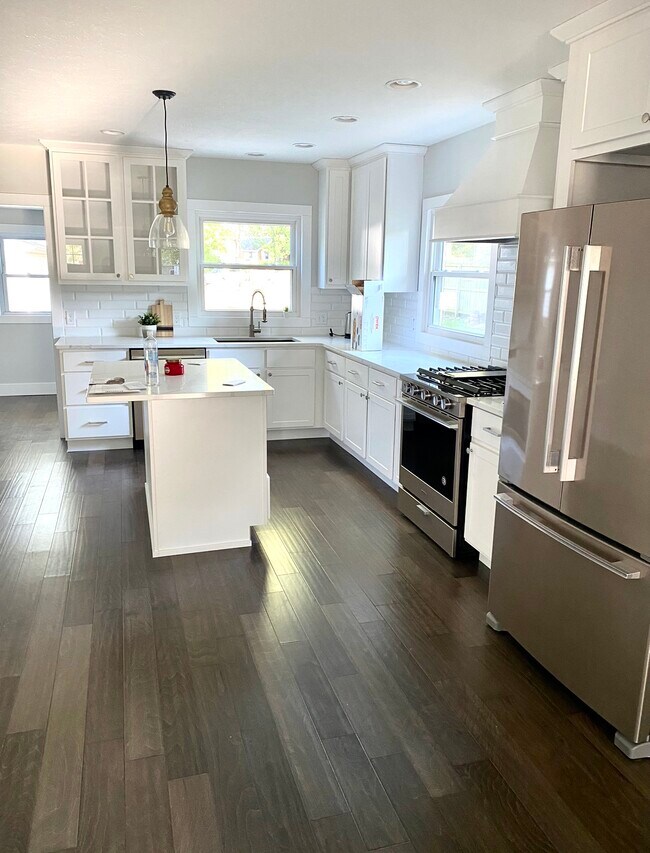 Kitchen - 108 S West St
