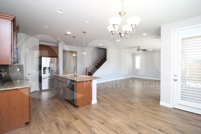 Building Photo - 7312 N 90th Ln