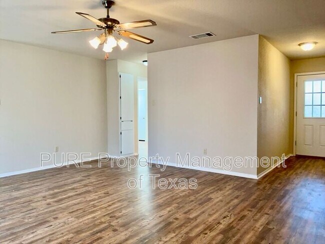 Foto del edificio - 1906 Bradmore Dr