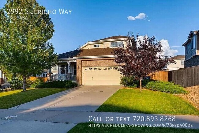Foto del edificio - Luxury Living: Stunning 3-Bedroom 3.5 Bath...