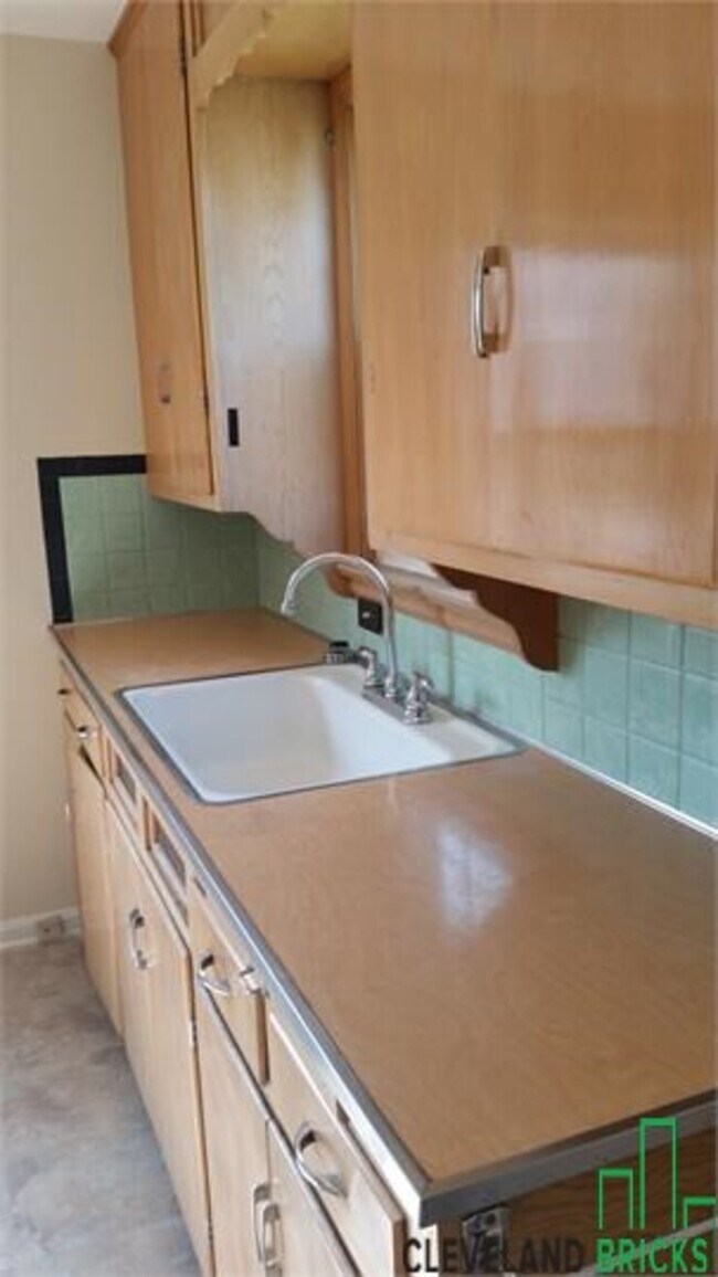 Foto del edificio - 4417 W 53rd St