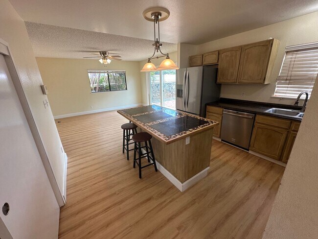 Building Photo - Cozy 3 BD/ 2.5 BA Home in Makakilo!