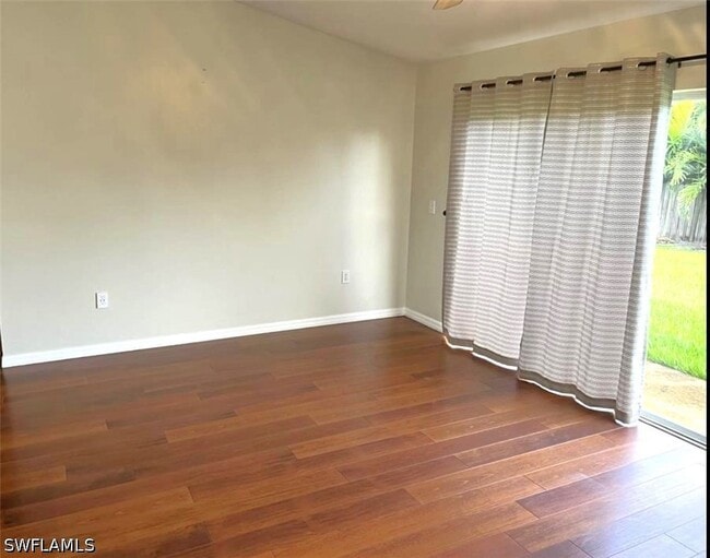Foto del edificio - 8334 Robin Rd