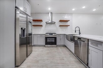 Building Photo - 260 Palisade Ave