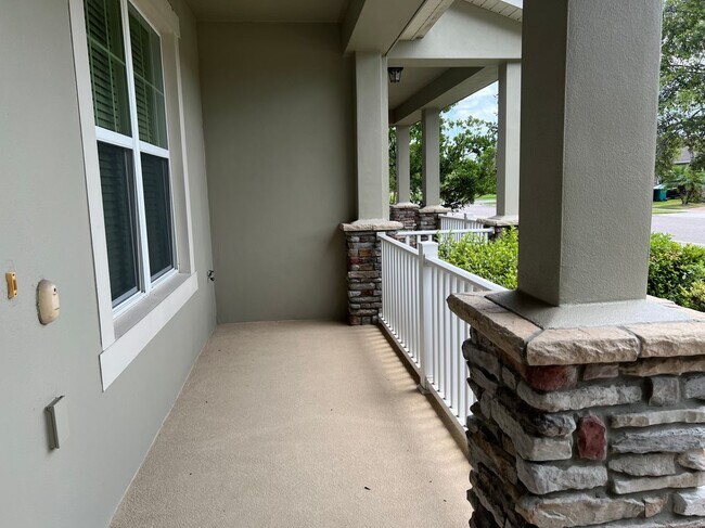 Foto del edificio - 8969 Fullerwood Ave