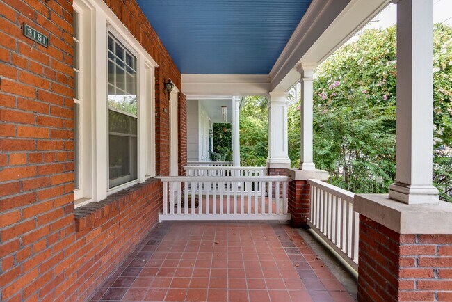 Foto del edificio - 3151 Floyd Ave