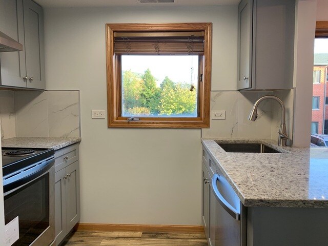 Building Photo - 2009 S Tan Ct