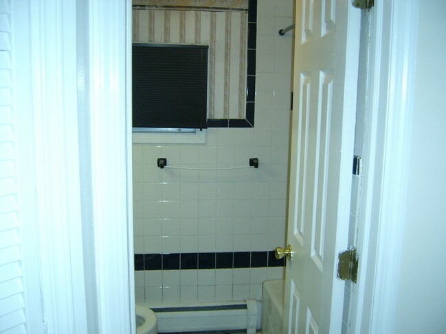 Second Floor Bathroom - 24 S Ridgewood Rd