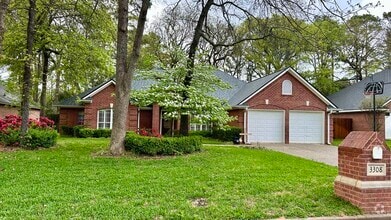 Building Photo - 3308 Oak Knoll Dr