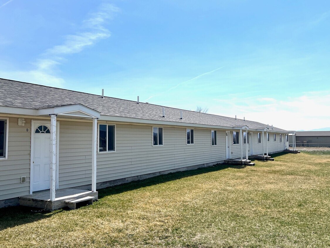 Building Photo - 7935 Avocet Dr