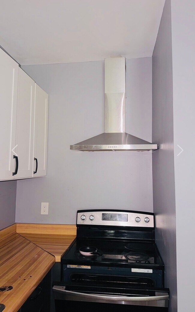 Foto del edificio - 3279 6th Ave
