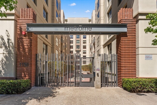 Building Photo - 1150 J St