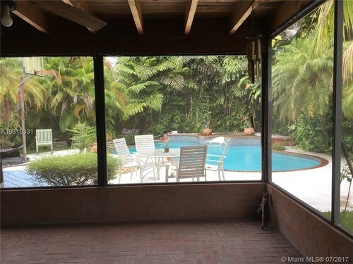 Foto del edificio - 10604 SW 132nd Ct