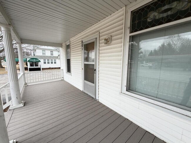 Foto del edificio - 201 S 1st St