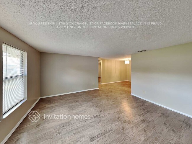 Building Photo - 703 Redondo Dr