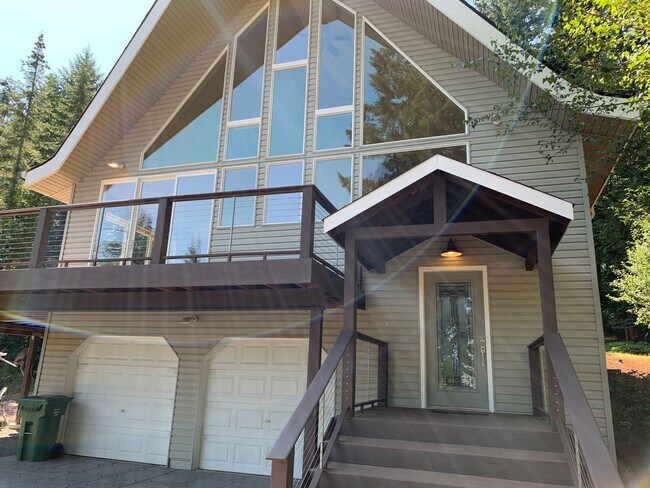 Foto del edificio - 5 bedroom 3 bathroom gorgeous house with v...