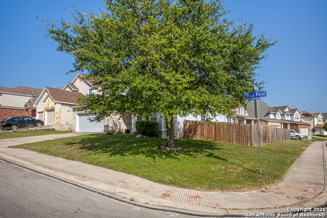 Foto del edificio - 9541 Wolf Point