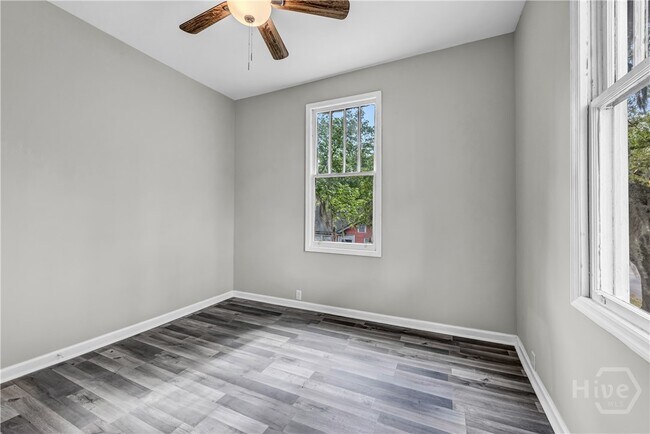 Foto del edificio - 846 E 37th St