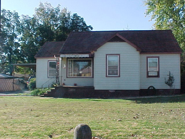 Foto principal - 707 Sims Ave