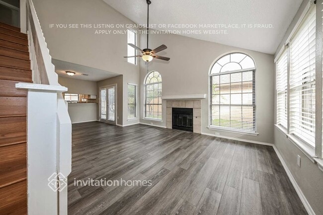 Building Photo - 623 Las Brisas Dr