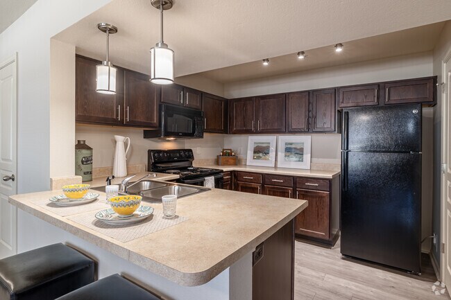 1HAB, 1BA - 718 ft² - Cocina - Centerstone Apartment Homes
