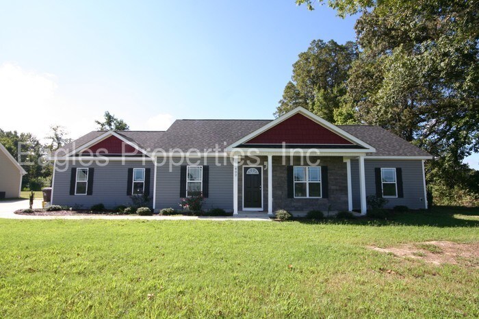 Primary Photo - 402 North Landing Drive Goldsboro NC 27534
