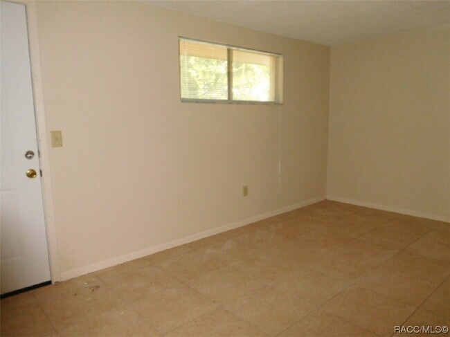 Foto del edificio - 796 S Yellow Wood Terrace