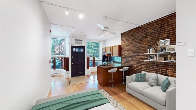 Building Photo - 476 Shawmut Ave