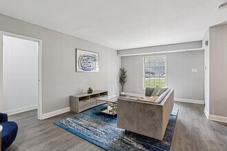 Building Photo - The Village of Pennbrook Apartments