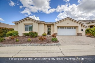 Building Photo - 1564 Summerhill Ln