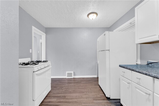 Foto del edificio - 5479 Hollywood Ave