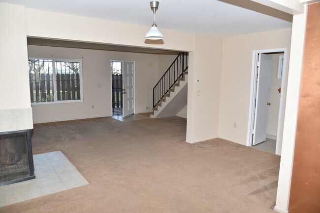 Living Room - 10815 Westminster Ave
