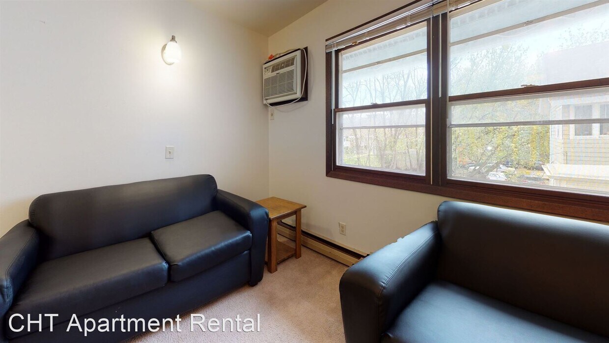 Foto principal - 2 br, 1 bath Apartment - 643 E. Johnson St.