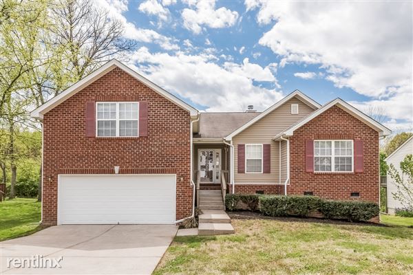 Primary Photo - 1572 Laurel Ledge Dr