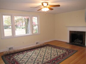 Building Photo - Forest Acres