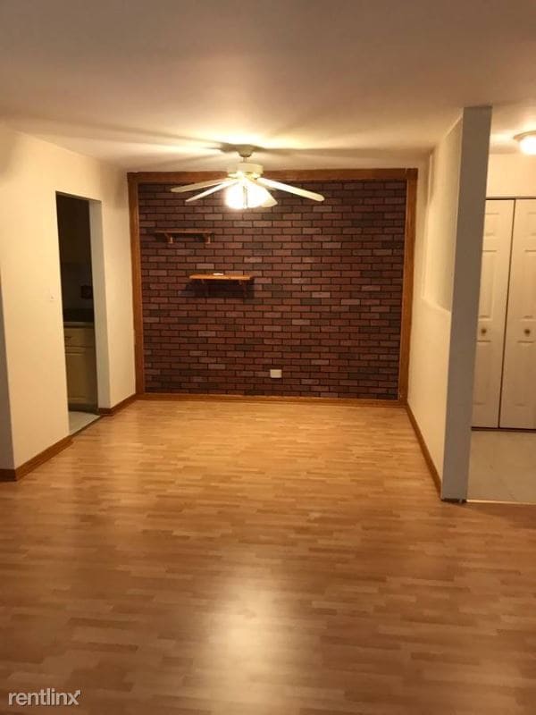 620 Mesa Dr, Hoffman Estates, IL 60169 Condo for Rent in Hoffman