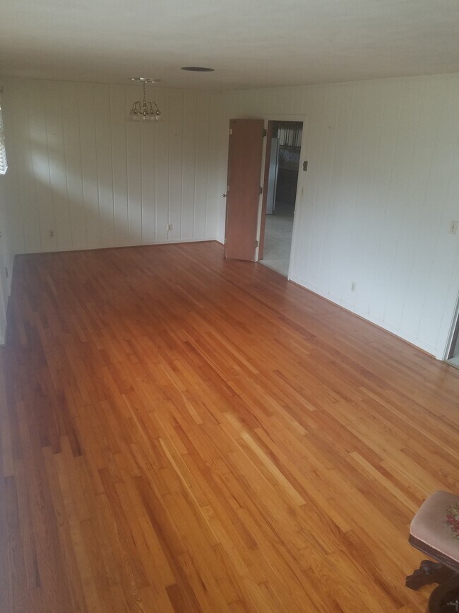 Foto del edificio - 503 3rd Ave NE