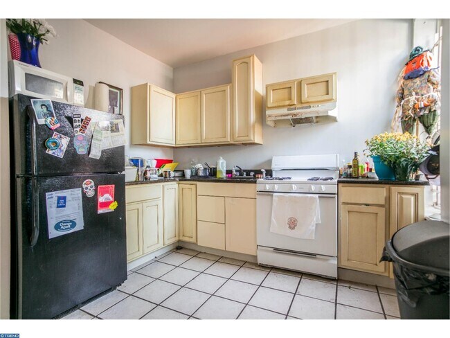 Photo - 22 N Preston St House