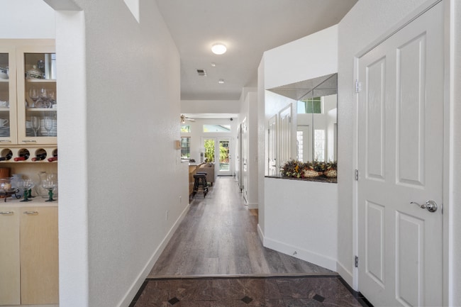 Building Photo - 9065 Pebble Spring Ct