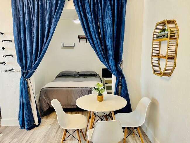 Building Photo - 760 Jefferson Ave