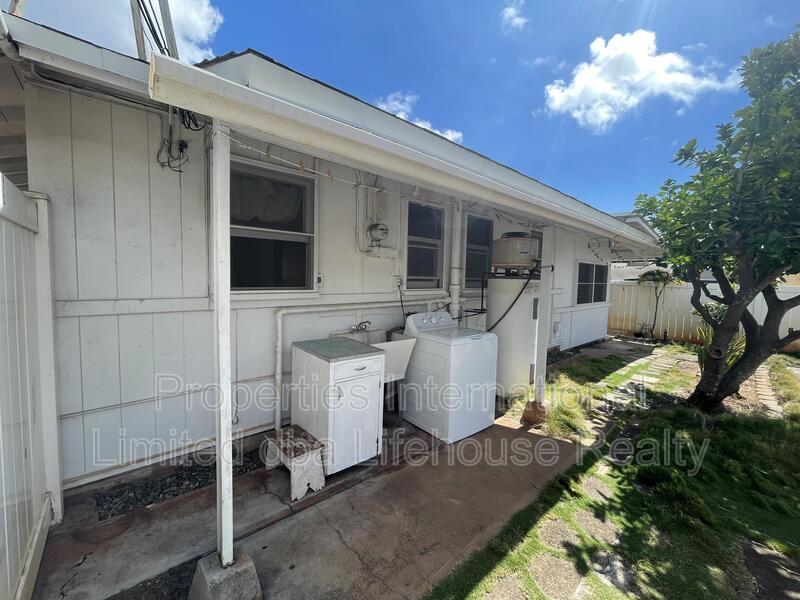 1363 Hoowali St, Pearl City, HI 96782 Condo for Rent in Pearl City