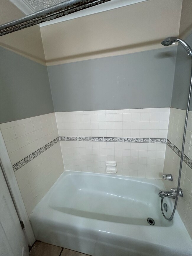Foto del edificio - 2839 Wildwood Ave